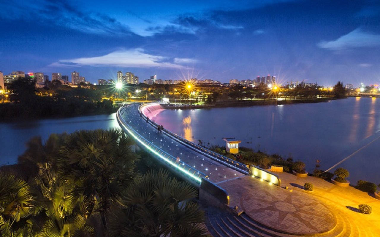 Cầu Ánh Sao Sài Gòn – Nơi “hẹn hò” lý tưởng ở Sài Gòn (2023)