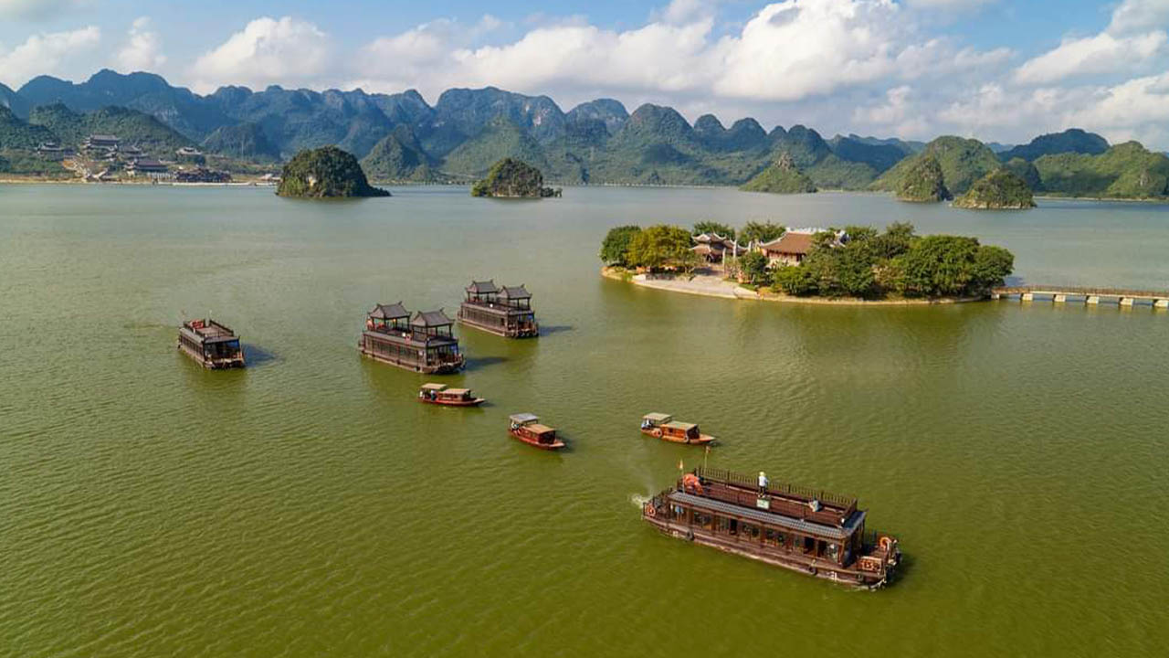 Chùa Tam Chúc Hà Nam – Ngôi chùa lớn nhất Việt Nam (2023)