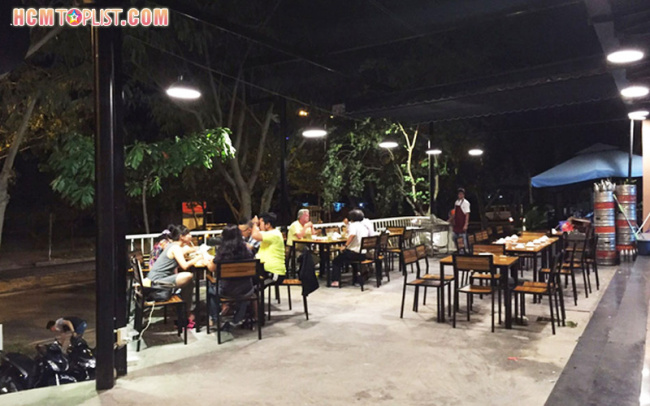 Ngất ngây với top 10+ quán bia tươi Hà Nội ở Sài Gòn - ALONGWALKER
