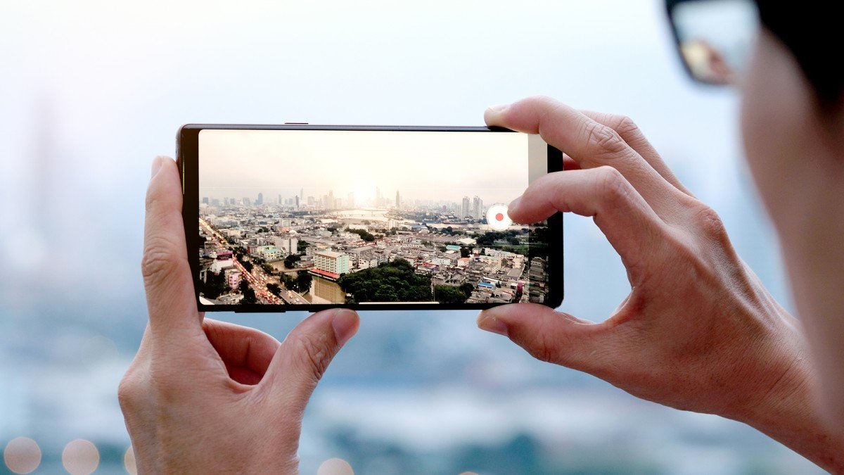 Mẹo hay 13 cách chụp ảnh đẹp bằng điện thoại hiệu quả nhất (2023)