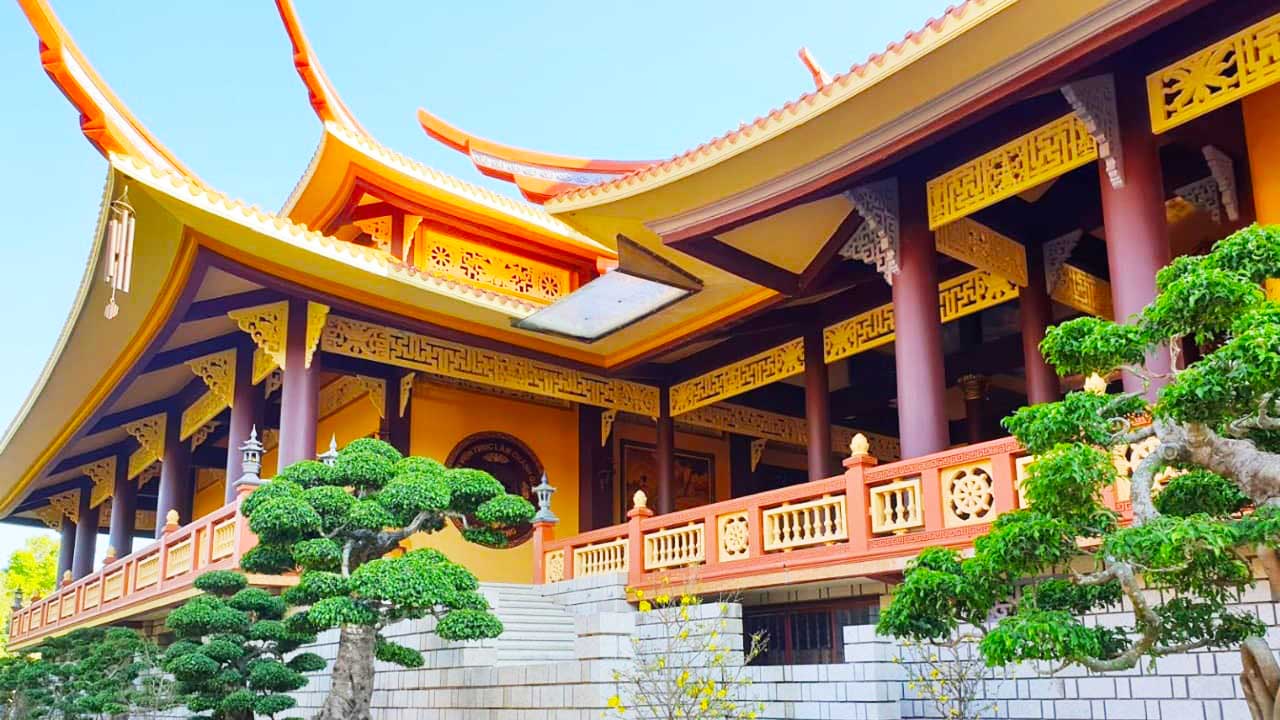 Thiền viện Trúc Lâm Chánh Giác – Khám phá “Tiểu Ấn Độ” Tiền Giang