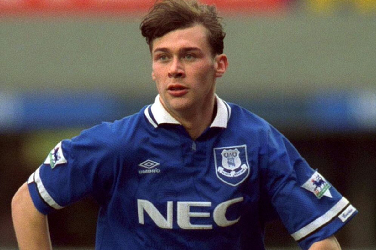 On This Day - 4th October 1994: Duncan Ferguson signs for Everton - Royal Blue Mersey